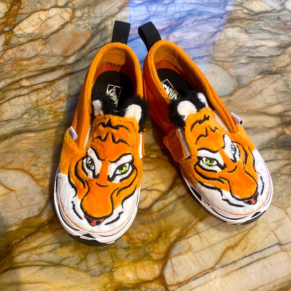 Toddler vans